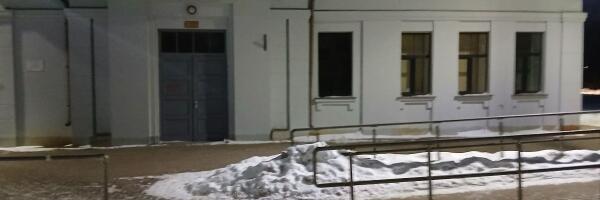 Ждите поезда… в туалете