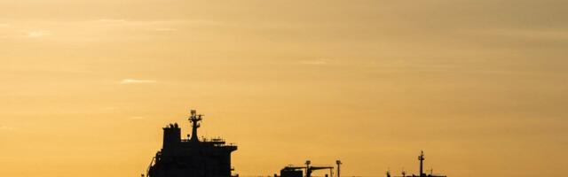 Беспилотник атаковал нефтяной танкер "теневого флота“ России в Черном море