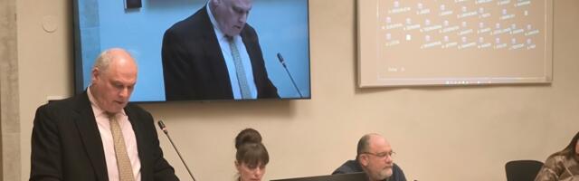 Оппозиция вышла с вотумом недоверия председателю Нарвского городского собрания Михаилу Стальнухину (дополняется)