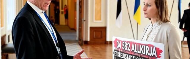 «Клетка — не место для кур»: рекордная петиция передана Рийгикогу