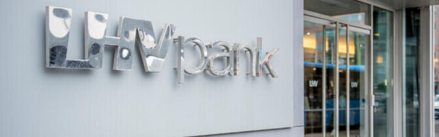 Суд: Бюро данных по отмыванию денег не имеет права требовать выписки с банковских счетов