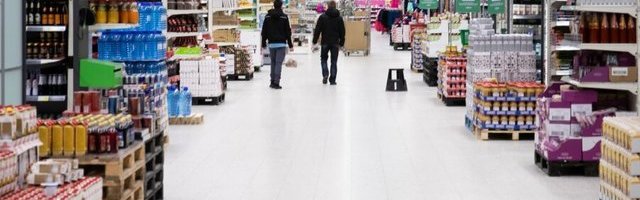 Новые требования! С 4 апреля магазинам необходимо регулировать число  людей в торговых залах и обеспечивать им средства дезинфекции