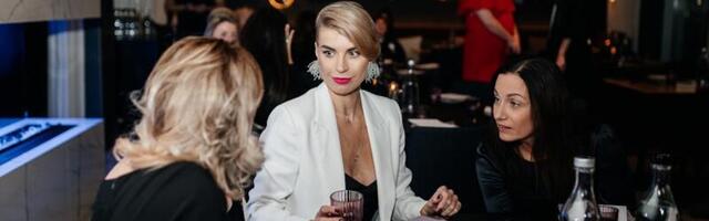 ФОТО: светская публика Таллинна «дегустирует» ароматы по гороскопу