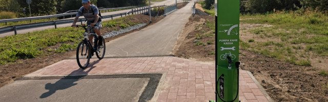 Велодорожка Нарва - Нарва-Йыэсуу вызвала споры у велосипедистов