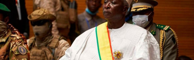 Военные арестовали президента и двух министров в Мали