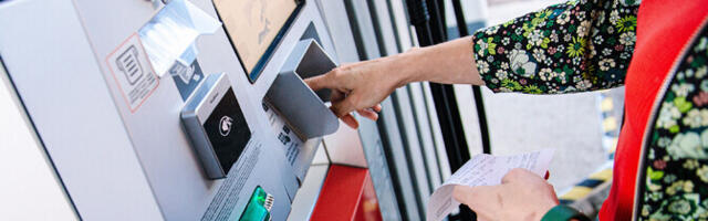 Объем продаж предприятий розничной торговли за год вырос на 4%