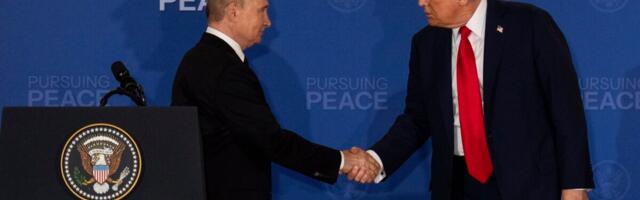 Трамп хочет провести саммит с Путиным и Зеленским. Путин требует отдать ему Донецкую область