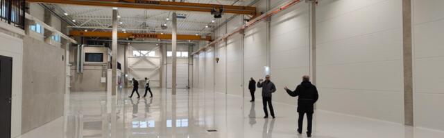 Свободная планировка и баня с видом на электростанцию: в Нарве показали цеха с самой дорогой арендой