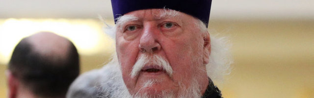 Священник назвал коронавирус ”чрезвычайно полезным явлением”. Позже его госпитализировали и диагностировали COVID-19