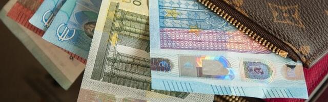 Эстония вынуждена пересмотреть размер минимальной зарплаты из-за директивы ЕС