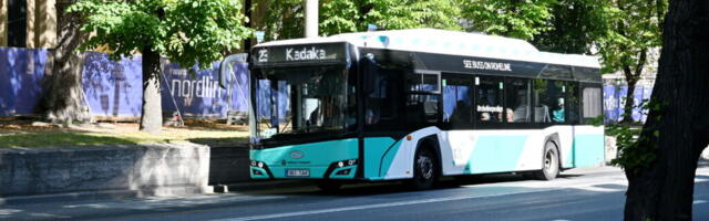 В общественном транспорте Таллинна можно изучать эстонский язык