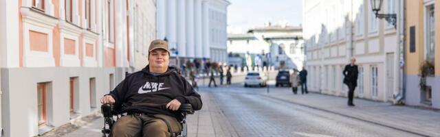 Студент в инвалидной коляске третий год борется с волостью за свое право на независимость и образование