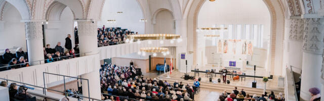 Тарту приглашает пожилых жителей на праздничный концерт ко Дню независимости