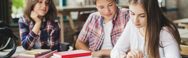 В четверг пройдет первый живой урок об учебе и обучении