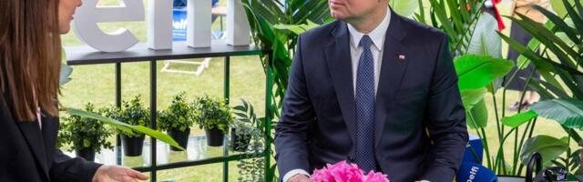 Экс-президент Польши в интервью Delfi_ „Мы будем готовы отразить вторжение России“