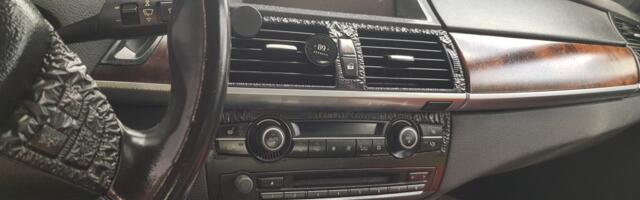 Страховой случай: чистые полотенца загорелись в машине