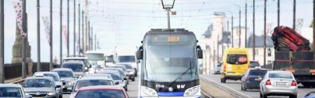 В субботу в Риге общественный транспорт будет бесплатным