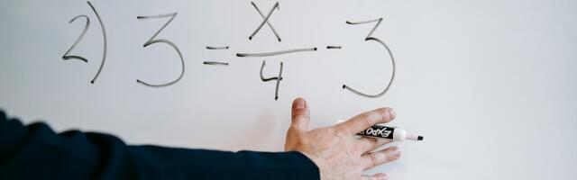 С марта школы смогут заключать договоры с неквалифицированными учителями