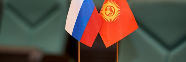 Киргизия полностью выполнит обязательства перед Россией, заверил Садыр Жапаров