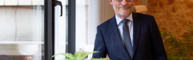 Карис вычеркнул из речи в Казахстане антироссийские фрагменты, посол подал в отставку