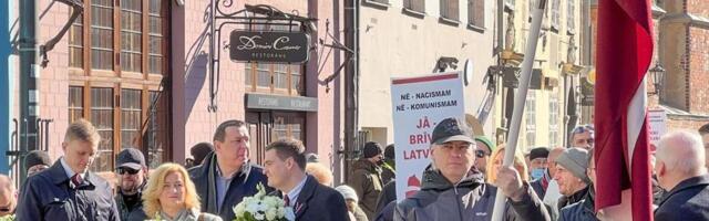 ФОТО | День памяти латышских легионеров в Риге прошел очень тихо и спокойно