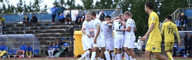 "Флора" одолела футбольный клуб "Курессааре" со счетом 2:1