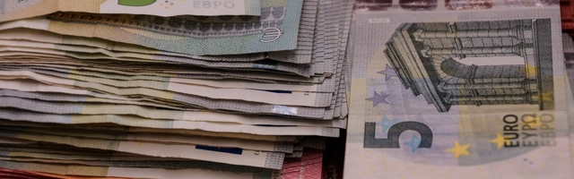 Условия поддержки стали жестче! Правительство решило выплачивать компенсации по зарплате до конца июня