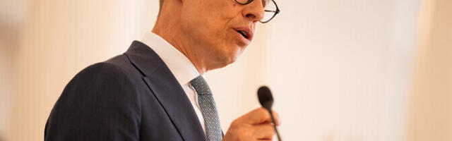 Президент Финляндии призвал Трампа применить кнут к Путину