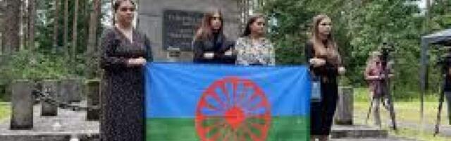 В Международный день ромов на Вильнюсской телебашне поднимут флаг ромов