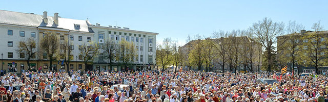 Осталось всего 39 ковавших Победу нарвитян. Совет ветеранов желает проживающим в Нарве фронтовикам и труженикам тыла здоровья и перечисляет их поименно