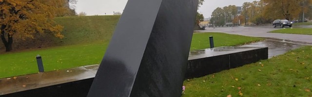 Монумент погибшим на пароме «Эстония» приведён в порядок