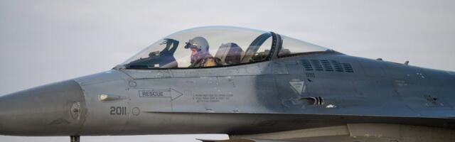 Трамп объявил о спасении члена экипажа истребителя F-15, сбитого в Иране