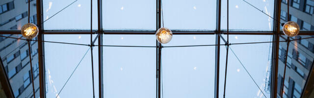 Биржевые цены на электричество почти две недели остаются ниже 10 центов за киловатт-час