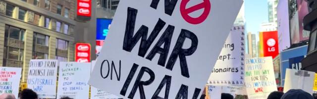 ERR в США: в Нью-Йорке прошли демонстрации против атаки на Иран и в ее поддержку