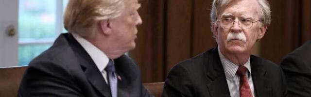 ФБР обыскивает дом Джона Болтона