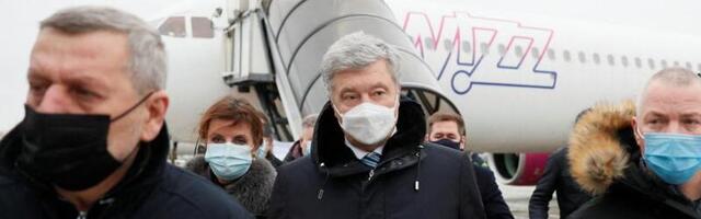 Порошенко прилетел в Киев. Ему попытались вручить повестку на пограничном контроле в аэропорту