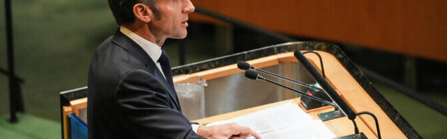 Франция официально признала Палестину