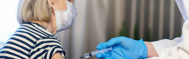 Государство не знает, насколько прививки защищают жителей домов призрения