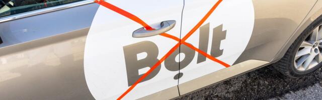 ВИДЕО | „Мы не рабы!“ Сотни таксистов в Риге протестуют против Bolt