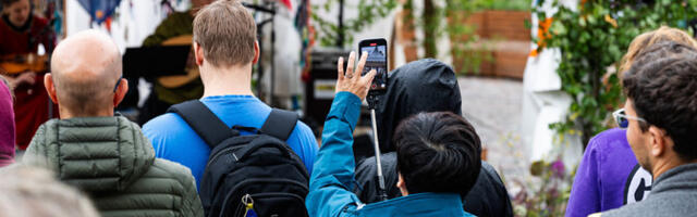 План правительства: сбор в пользу авторов при покупке смартфона вырастет до шести евро