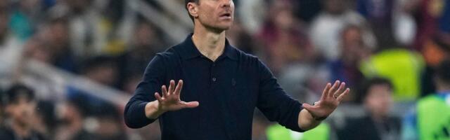 Хаби Алонсо покинул пост главного тренера „Реала“ после поражения от „Барселоны“ в финале Суперкубка Испании