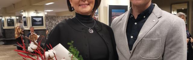 Фотовыставка в Нарве одна на двоих: мать и сын делятся своими впечатлениями от совместных путешествий