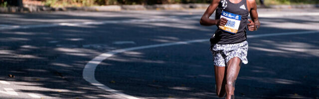 Победителя Нью-Йоркского марафона 2021 года отстранили на пять лет за допинг