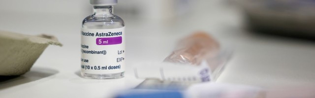 Cписок побочных эффектов вакцины AstraZeneca пополнился редкой болезнью крови