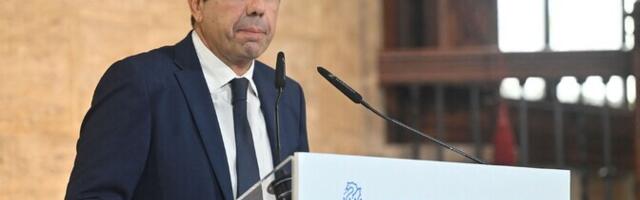 Глава Валенсии подал в отставку спустя год после смертоносных наводнений