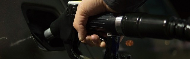 Эстония снижает акциз на дизтопливо до 14,5 цента за литр