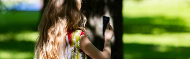 Пакоста: Эстония не поддерживает ограничения на скачивание детьми мобильных приложений