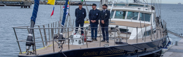 Парусник Admiral Bellingshausen отправился в арктическую экспедицию