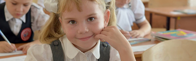 Правящие депутаты Нарвы опять «прокатили» первоклассников