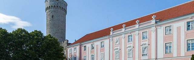 Комиссия по экономике обсуждает предложения социал-демократов поддержать СМИ